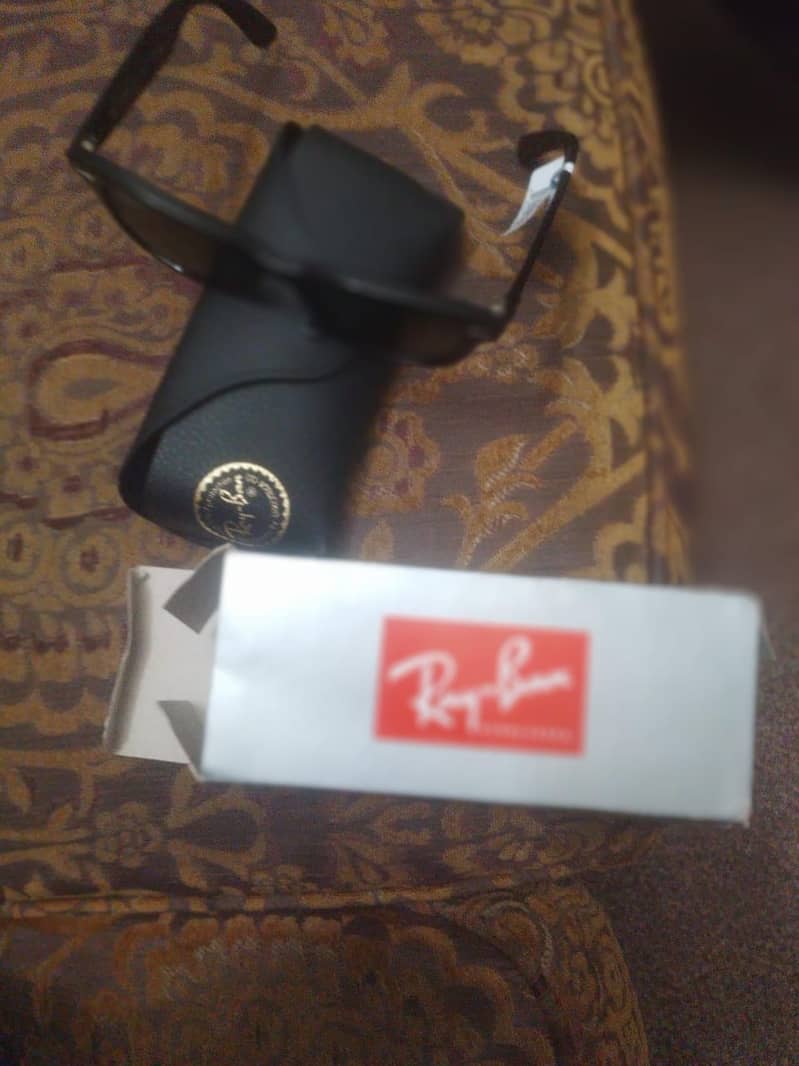 100% original ray ban 1