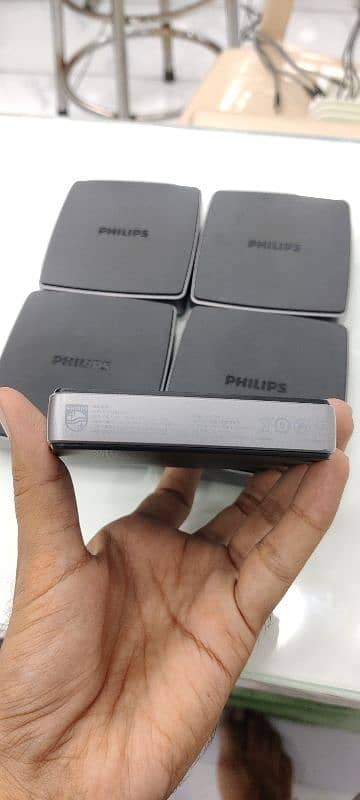 Philip's powerbank original 22.5w 10000 mAh. . . Gem for iphone user's 1