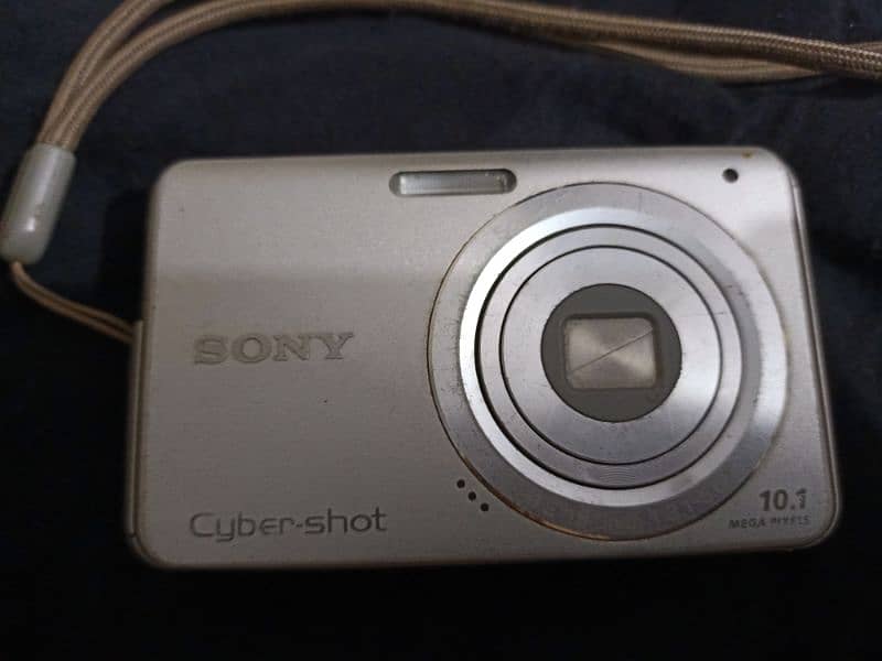 sony subershot  camera 1