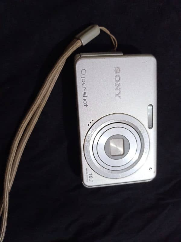 sony subershot  camera 4