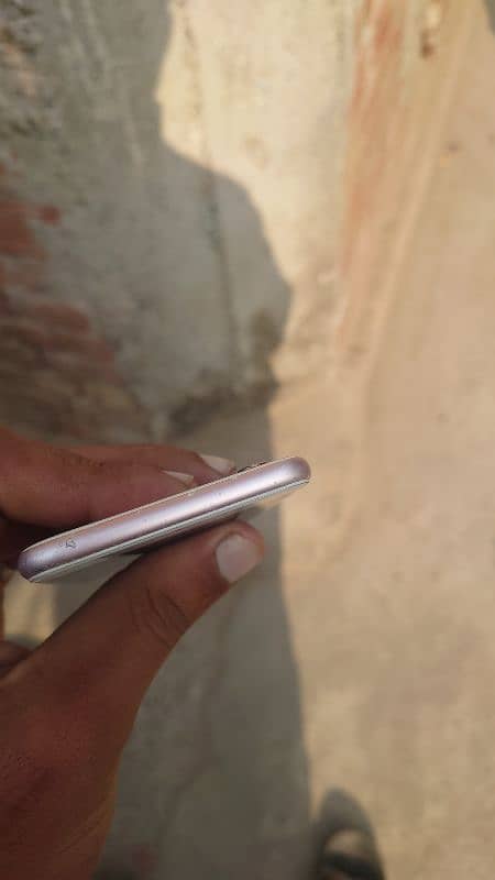 iphone6s 128GB PTA 0