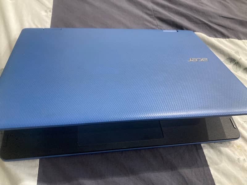 acer aspire R11 Touch screen 1