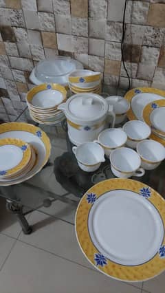 best quality 70 pc dinner set