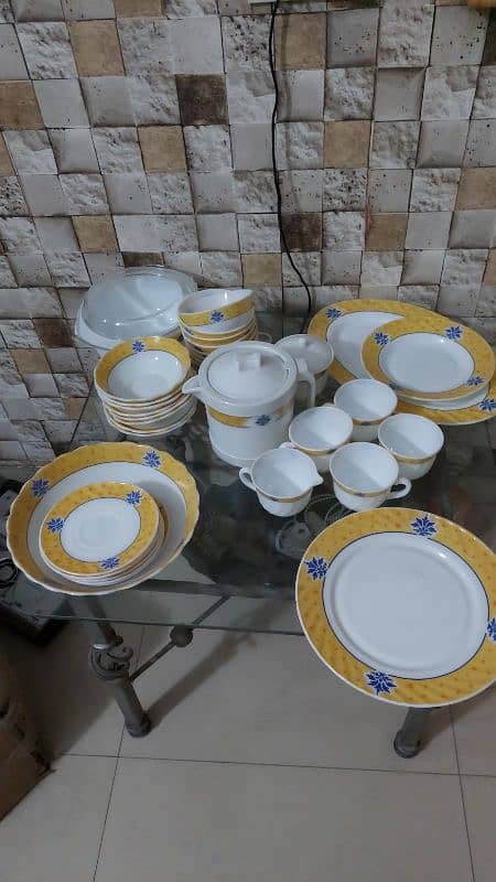 best quality 70 pc dinner set 1