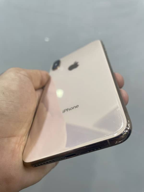 Iphone Xs max 512 GB pta approved 1