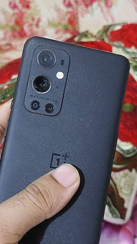 OnePlus 9 pro 12gb plus 12gb ram 256gb rom exchange possible sath cash 1