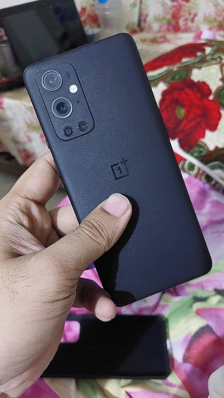 OnePlus 9 pro 12gb plus 12gb ram 256gb rom exchange possible sath cash 6