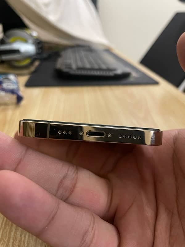 IPhone 12 Pro - PTA Approved 5