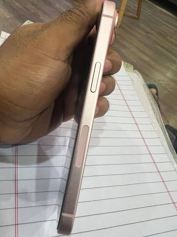 Apple iPhone 15 - 128 GB - Pink 1