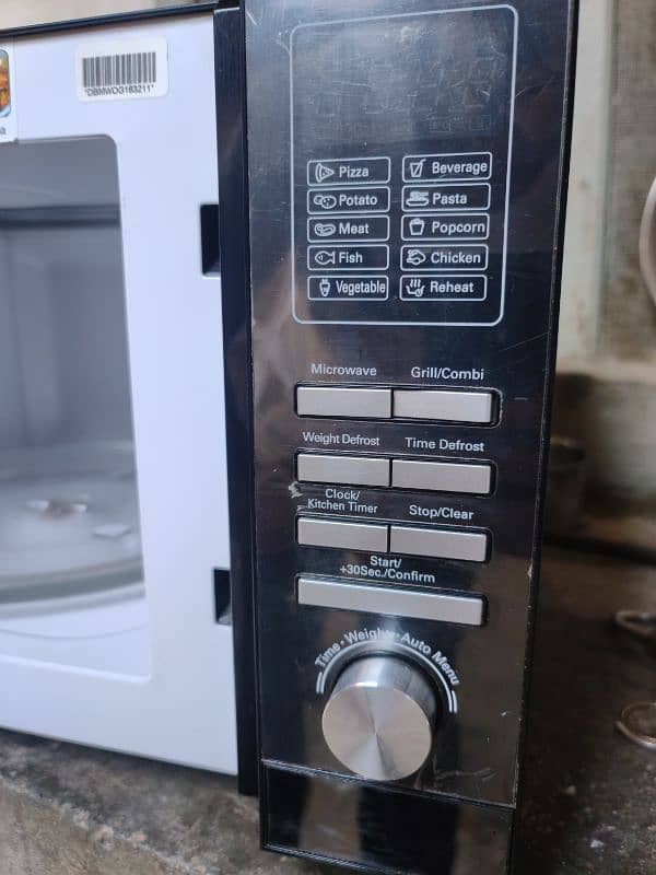 Dawlance DW 128 G Grilling Microwave Oven 5