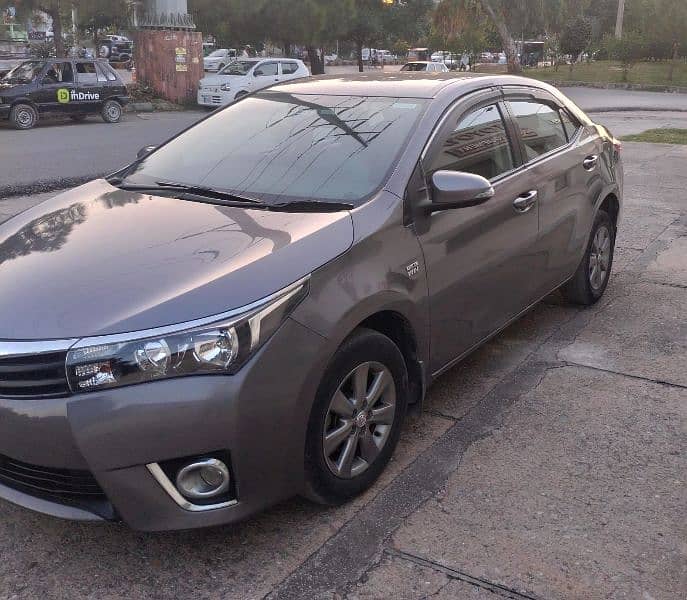 Toyota Corolla Altis 2016 4