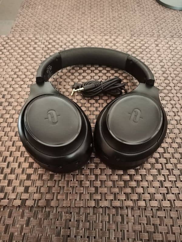 Taotronics ANC headphone 0