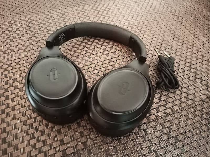 Taotronics ANC headphone 4