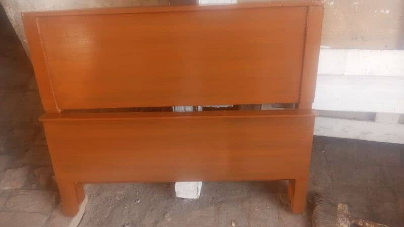 Queenfurniture PK 1