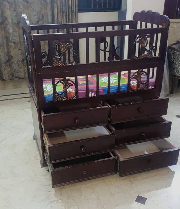 wooden cot 3