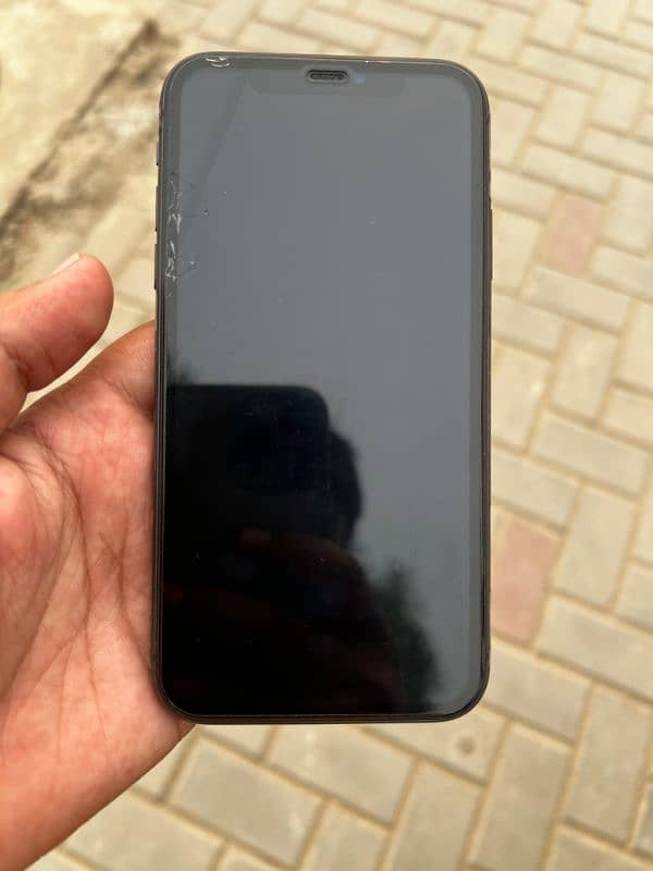 iphone 11 64GB non active 1