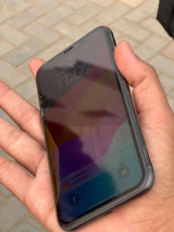 iphone 11 64GB non active 2