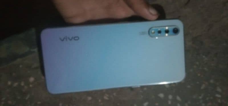 vivo S 1 1