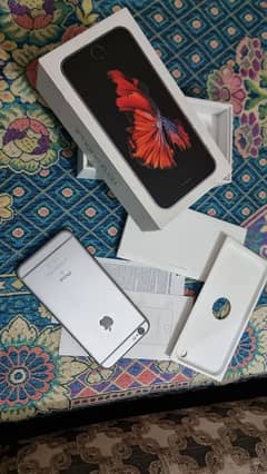 Iphone 6S (32gb - PTA App)