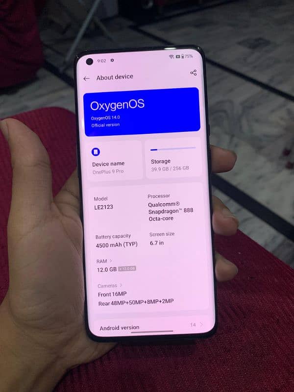 one Plus 9 pro 12 GB 256 GB 2