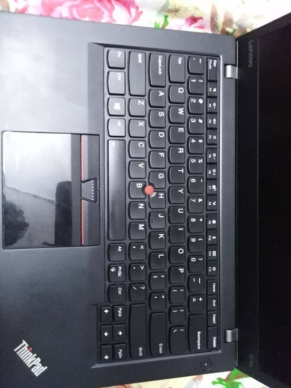 Lenovo Thinkpad T470s Core i5 7th Gen 512 GB SSD 16 GB Ram Win 11 2