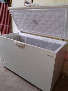 waves deep freezer 03016981498