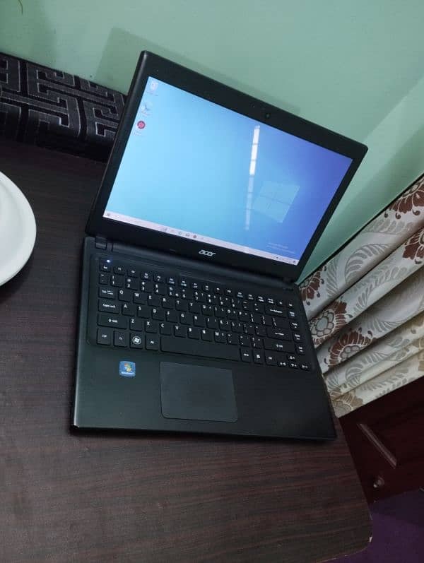 Laptop Core i3 Slim 2