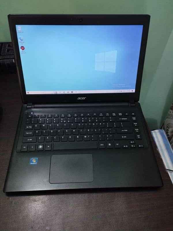 Laptop Core i3 Slim 3