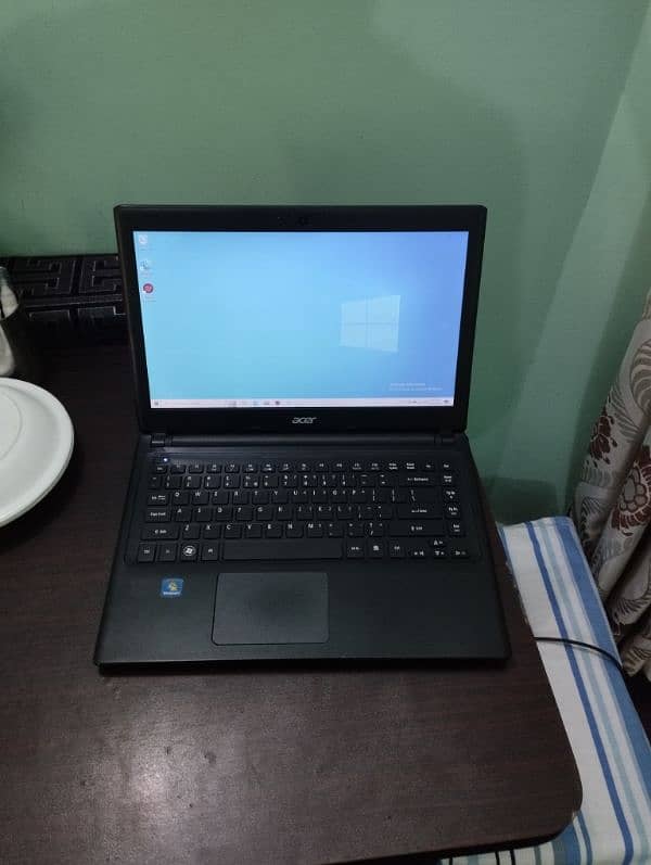 Laptop Core i3 Slim 4