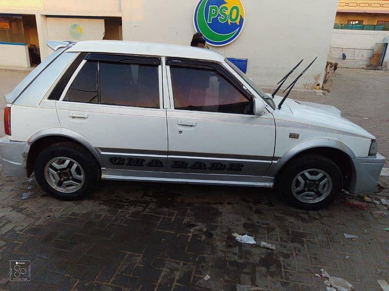 Daihatsu Charade 1986 2