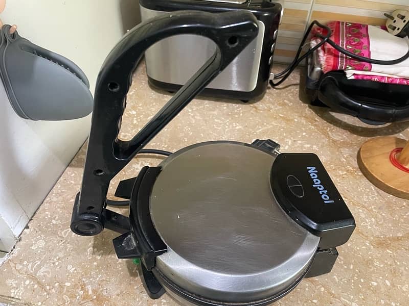 Roti Maker 1