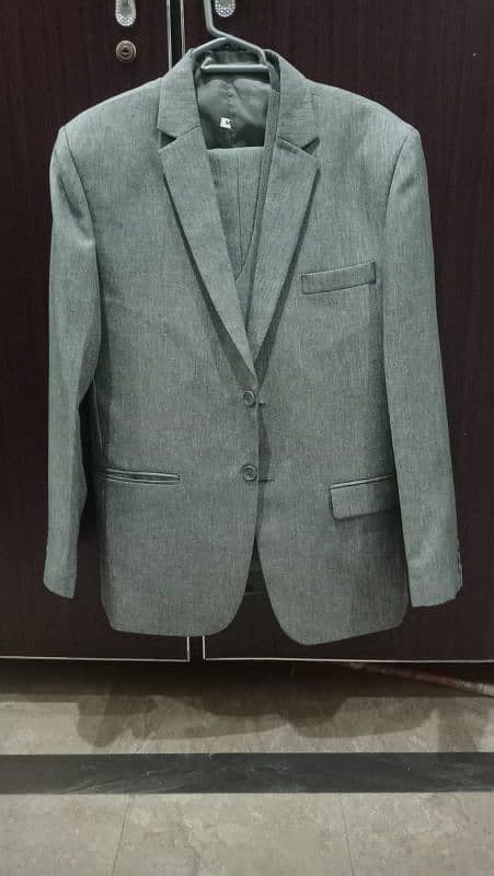 Pant Coat/ 3 piece suite slightly used 0