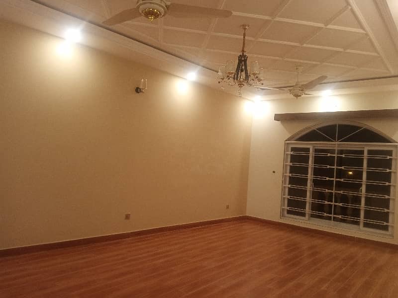 Rawalpindi Bahria Town phase8 7 Marla upper protion for rent 18