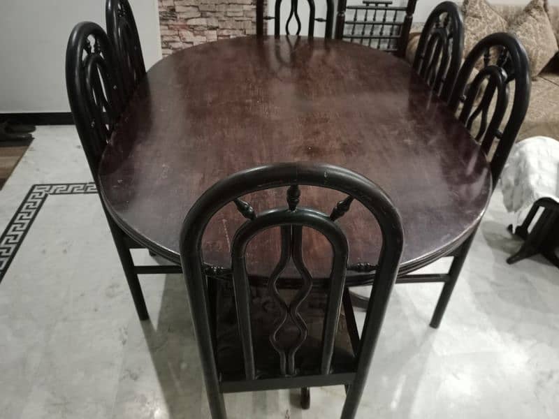 Solid wood Dining Table with 6 chairs 2