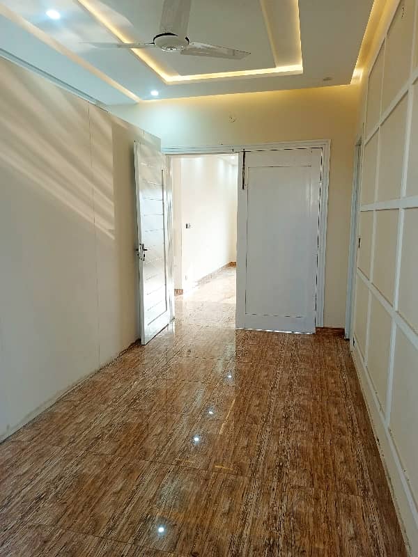 1 KANAL UPPER PORTION FOR RENT WITH SEPARATE GATE FOR RENT IN F-17 ISB 6