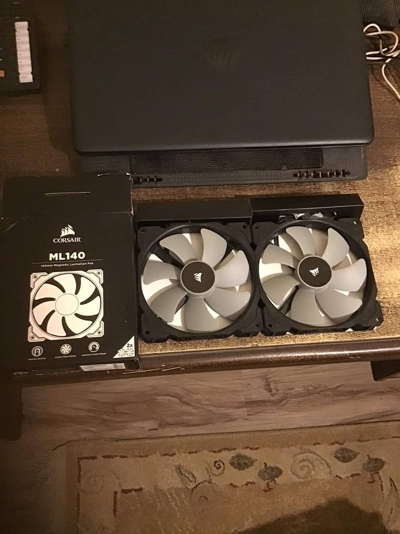 AMD Ryzen 7 7700 cpu processor Corsair ML140 140mm PWM Premium fans 4