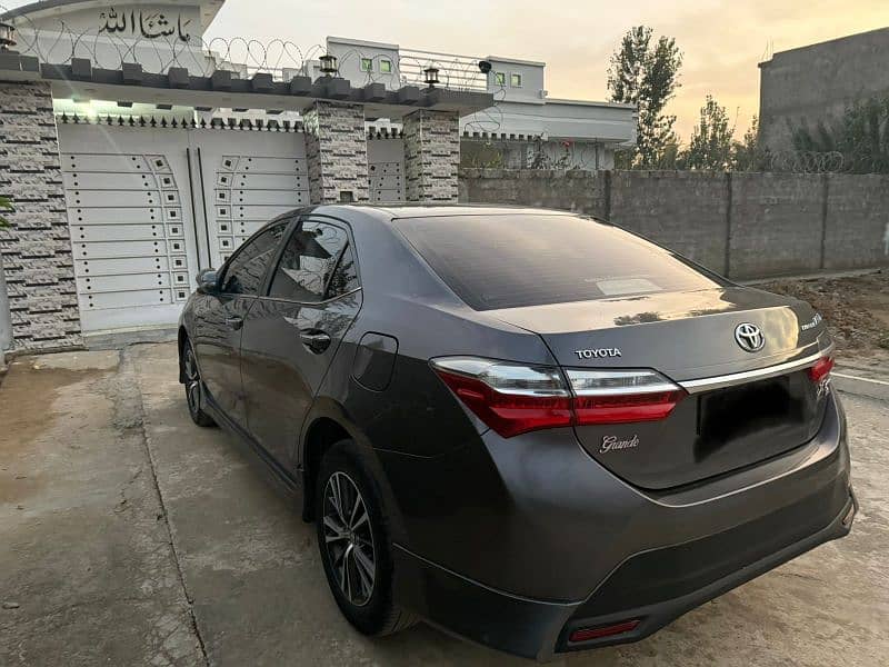 Toyota Altis Grande 2017 3