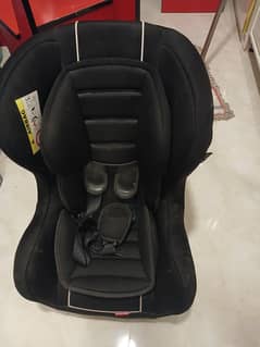 Unused car seat in entirely new condition. Comfortable and safe for k