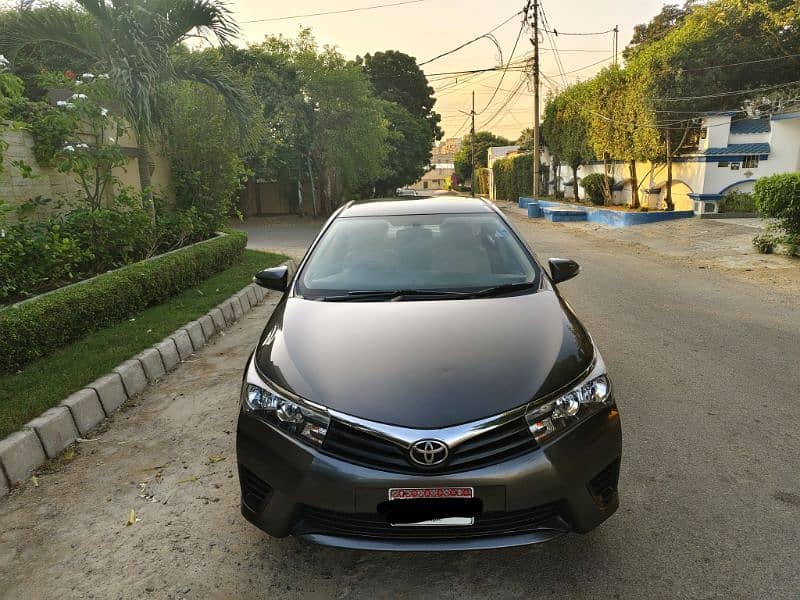 TOYOTA COROLLA GLI 1.3cc AUTO, MODEL 2017, ORIGINAL GUN METALLIC COLOR 1