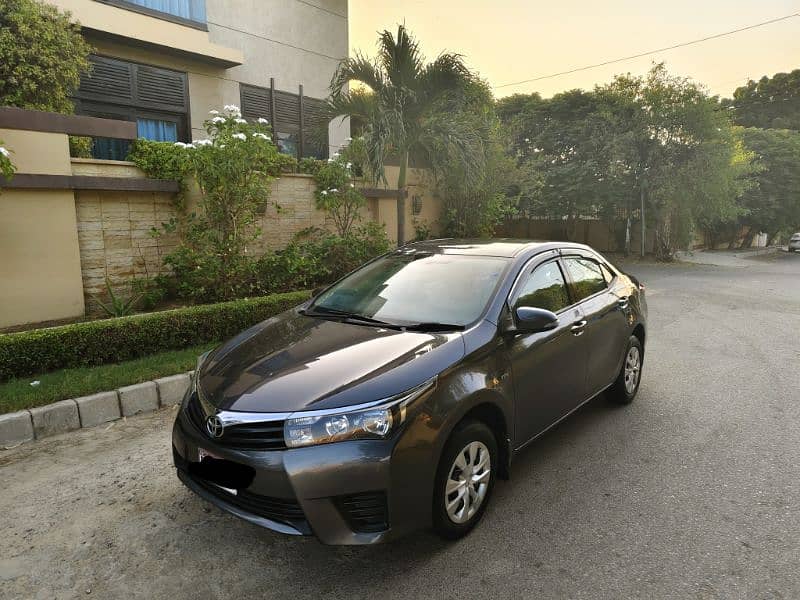 TOYOTA COROLLA GLI 1.3cc AUTO, MODEL 2017, ORIGINAL GUN METALLIC COLOR 2