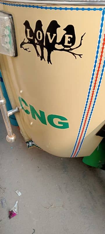 Tez raftaar cng rikshaw 0