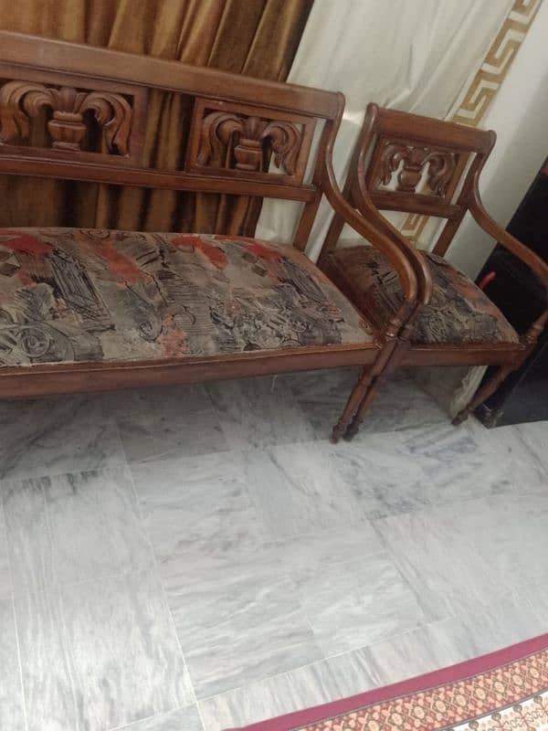 4seater sheesham wood sofa 2