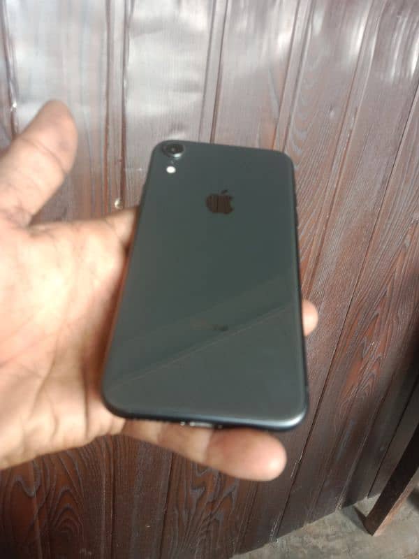 iphone XR 0