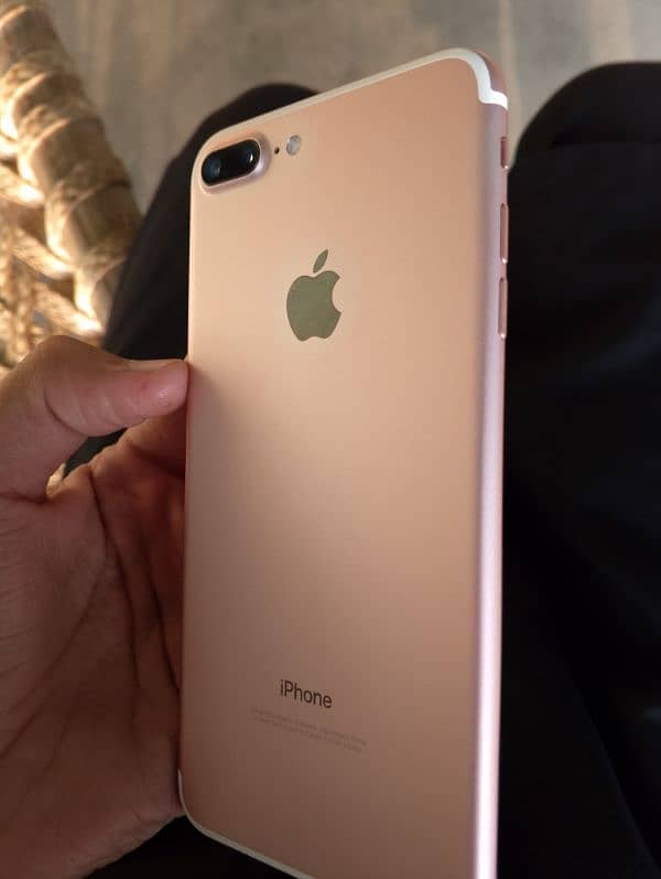 I phone 7 plus  Pta approved 1