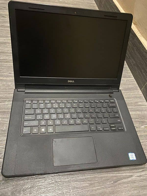 Dell i7 8GB256GB ssd 0