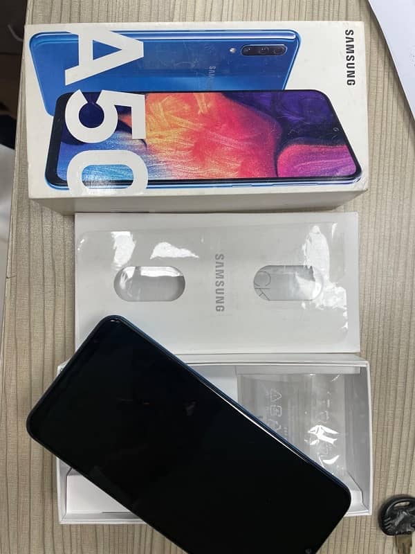 samsunG A50 wid box 4/128 5