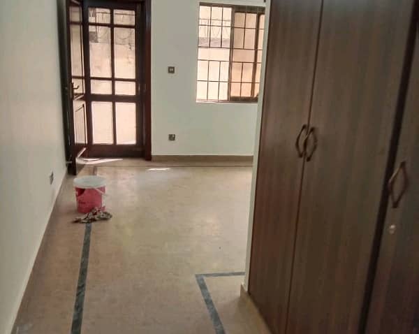 1800 Square Feet House For Rent In G-15/1 Islamabad 8