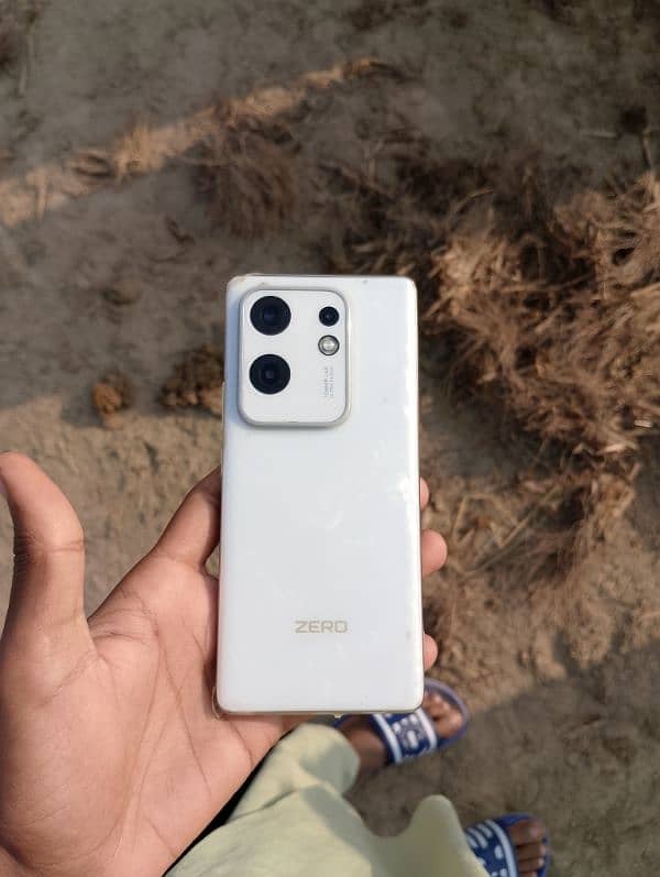 Infinix Zeo 30 3