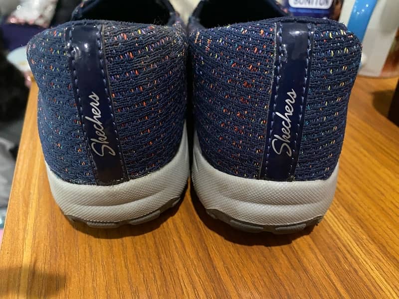 sketchers shoes 1