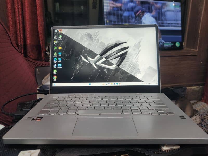 Asus ROG zephyrus G14 Ryzen 9 4900HS 0